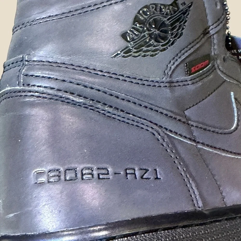Authenticated Air Jordan 1 High Zoom Fearless Reflective Black BV0006-900 M 9.5
